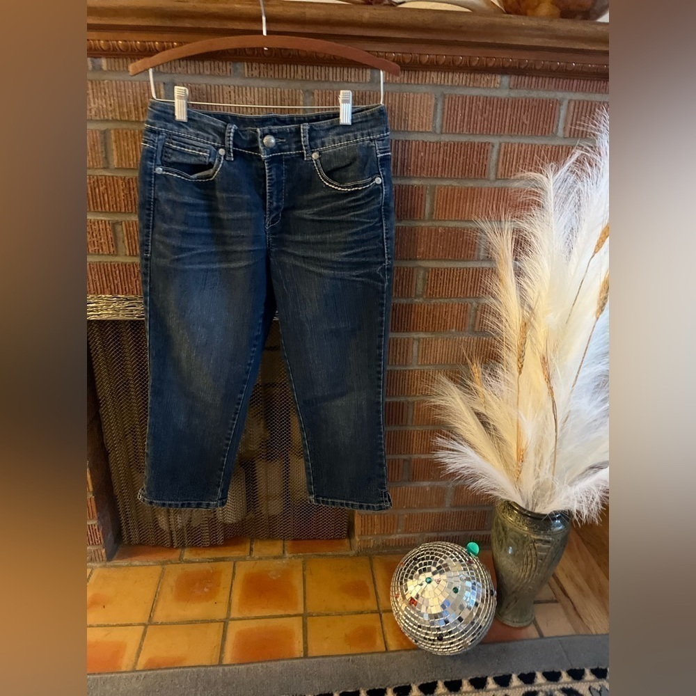 CAPRIS WITH EMBELLISHED POCKETS (#12) - Picture 2 of 11